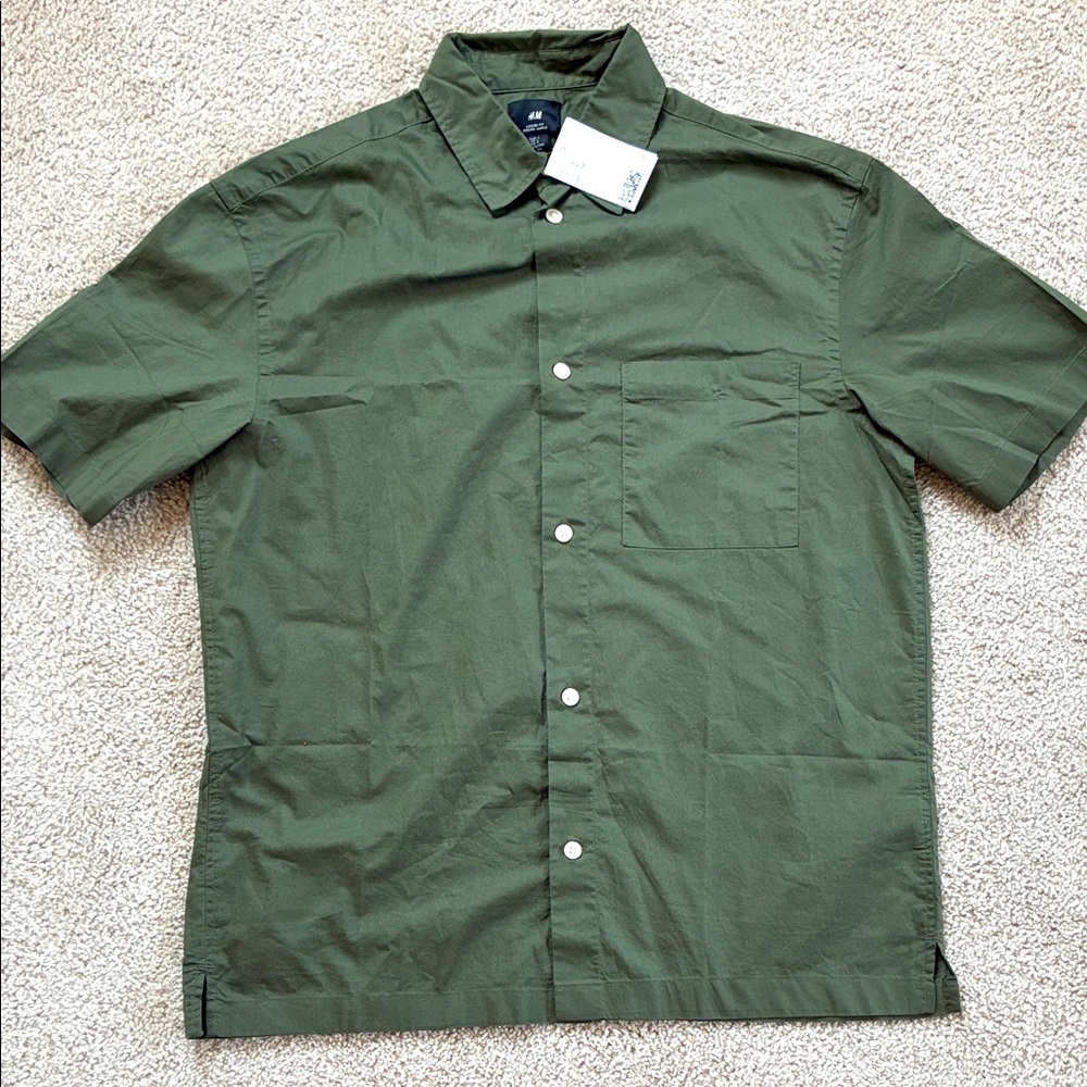 H&M Olive Green Mens Short Sleeve Button Down Shirt, Sz Small